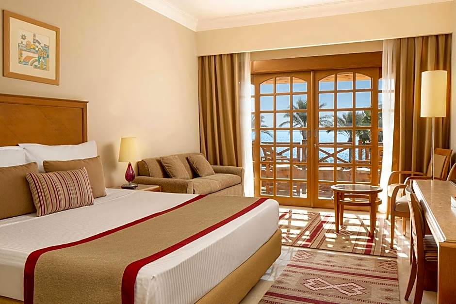 Steigenberger Hotel and Nelson Village