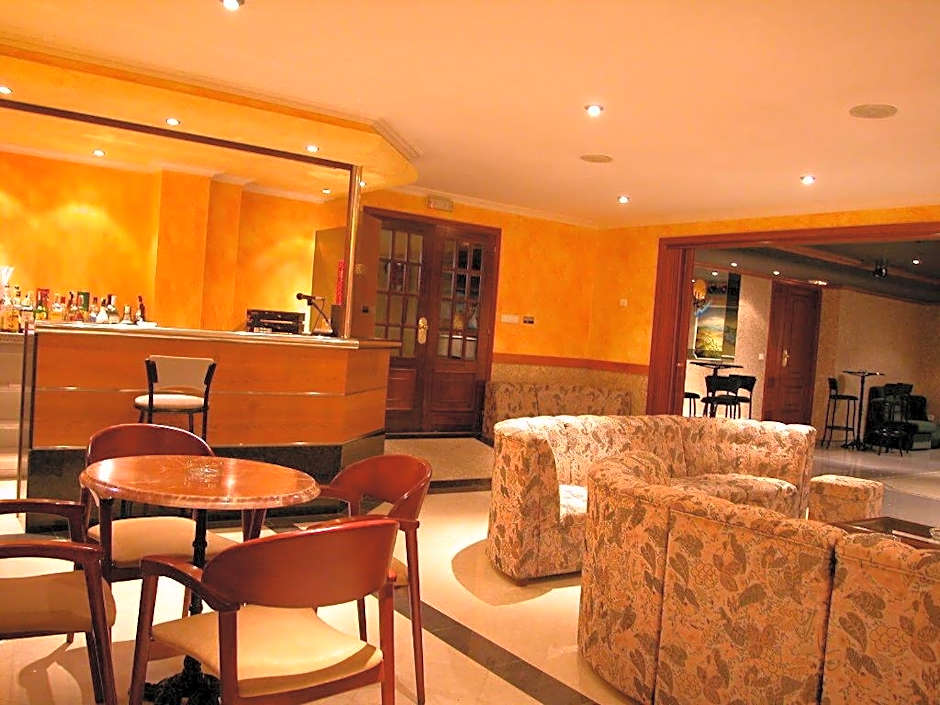 Hotel Piñeiro 2 Estrellas Superior