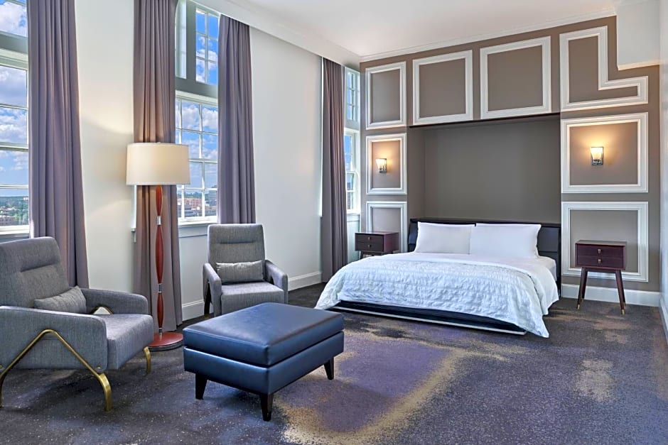 Le Meridien Dallas, The Stoneleigh
