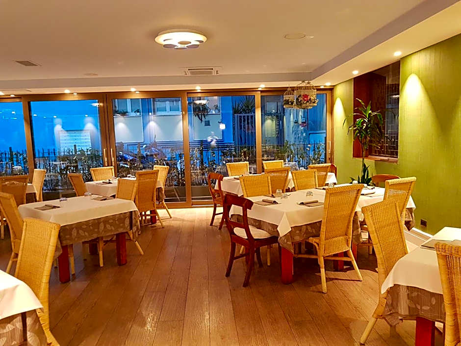 HLL Hotel Lungolago Lecco-Como Lake