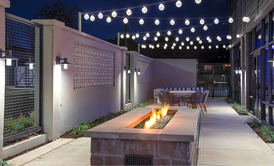 DoubleTree by Hilton Hot Springs