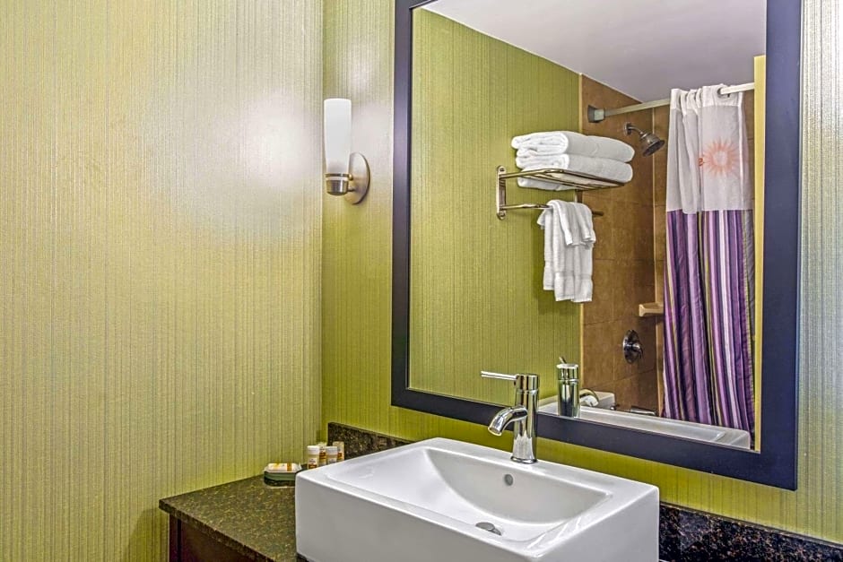 La Quinta by Wyndham Salisbury