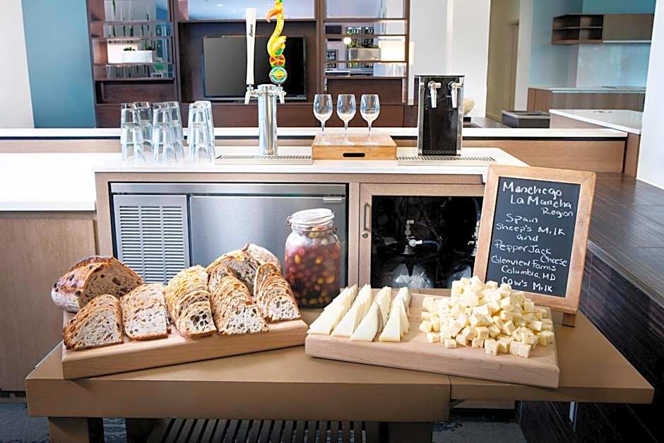 Element Miami International Airport