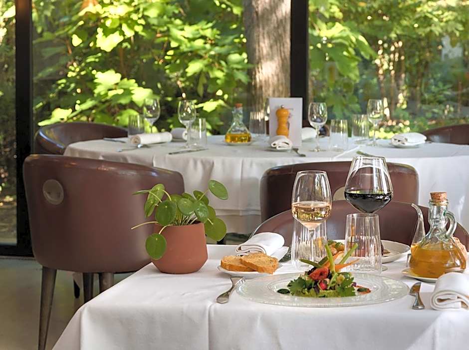CAZAUDEHORE Hôtel Restaurant Gastronomique Terrasse et Jardins