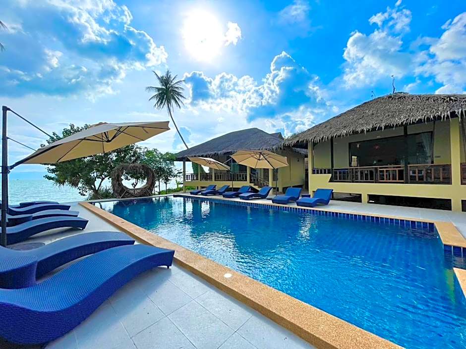 Absolute Beachfront Villas