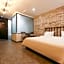 Le Idea Hotel