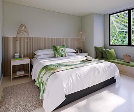 Treetops Retreat Suite