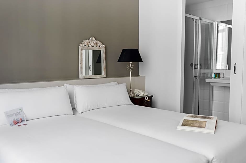 Mesón Castilla Atiram Hotels