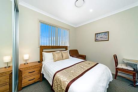Double Room with Shared Bathroom