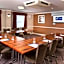 Holiday Inn Express Leeds-East By IHG