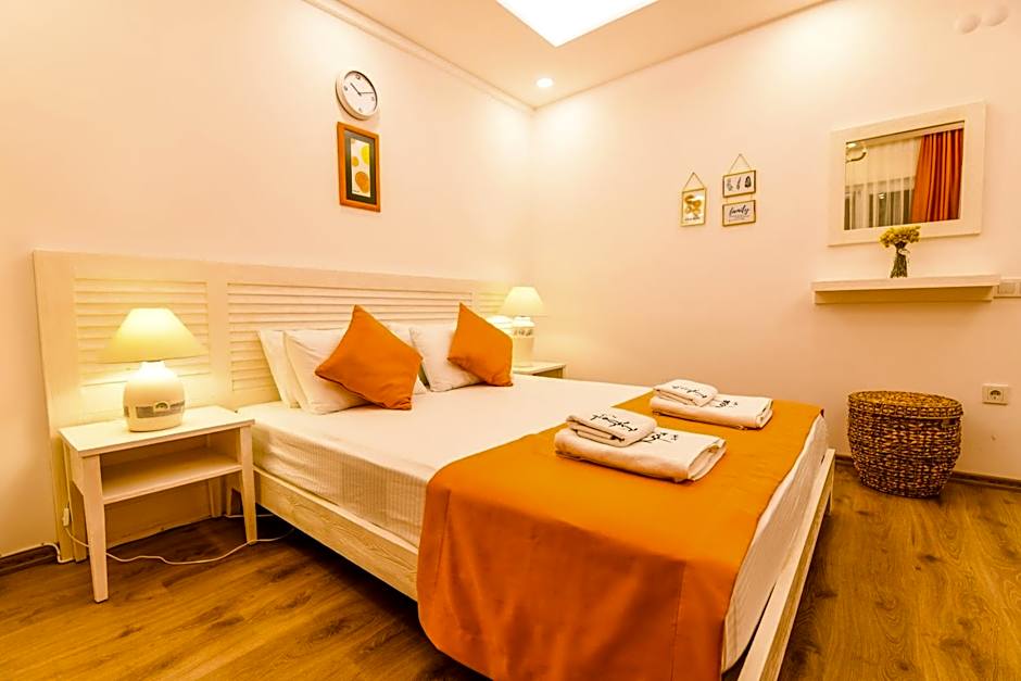 Kybele Suites