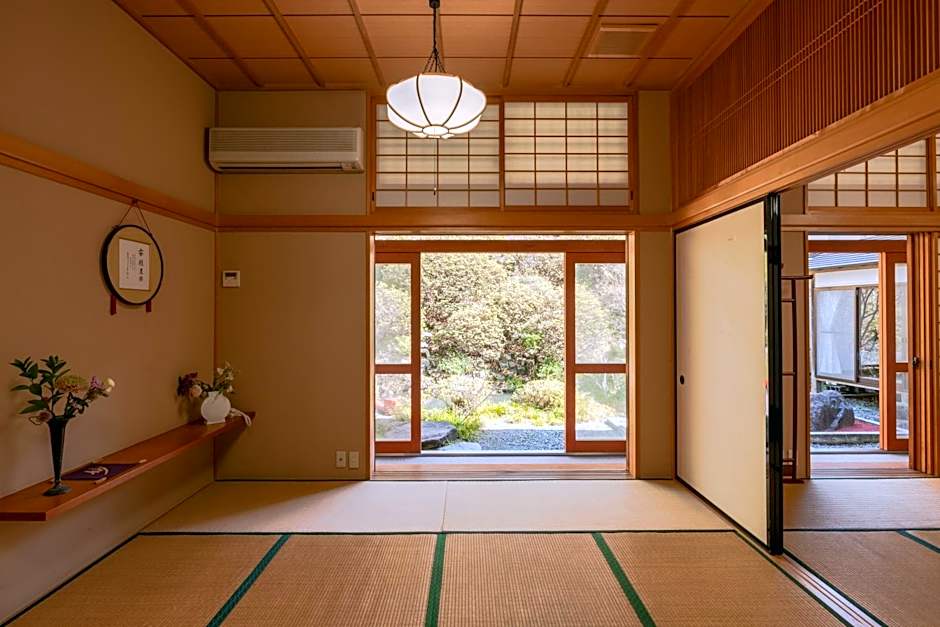 宿坊 志摩房 - Temple Hotel Simanobo