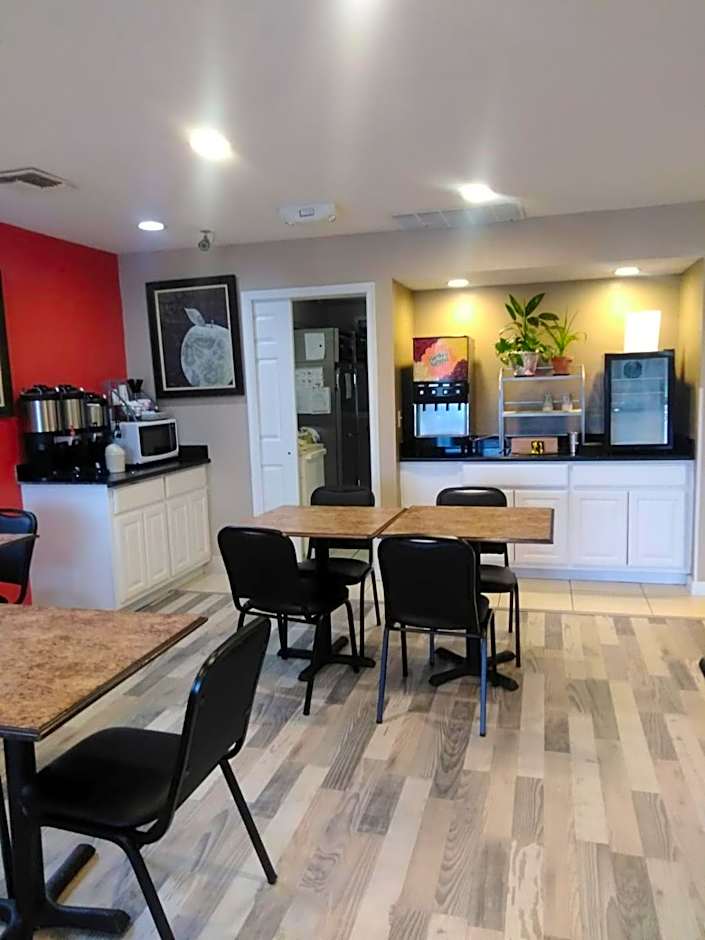 Hawthorn Extended Stay by Wyndham Wichita