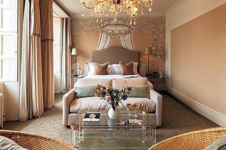 No 15 by GuestHouse, Bath