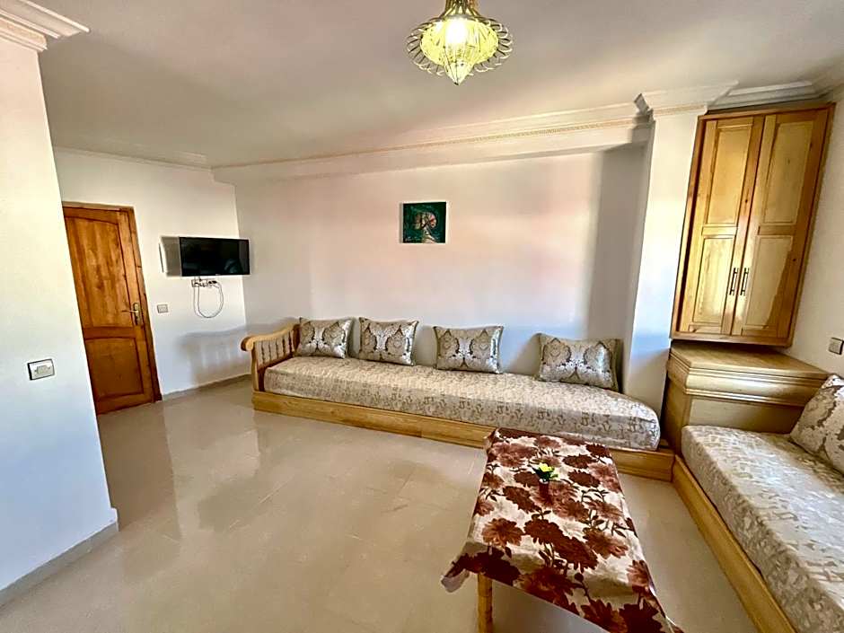 Moderno apartamento en el centro , a 3 min del mar V