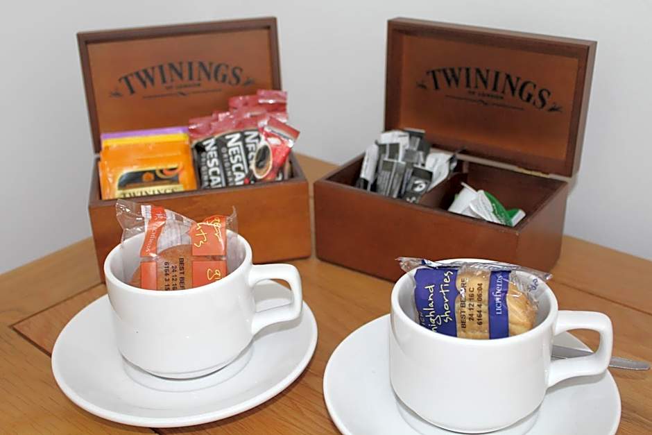 Three Horseshoes Country Inn