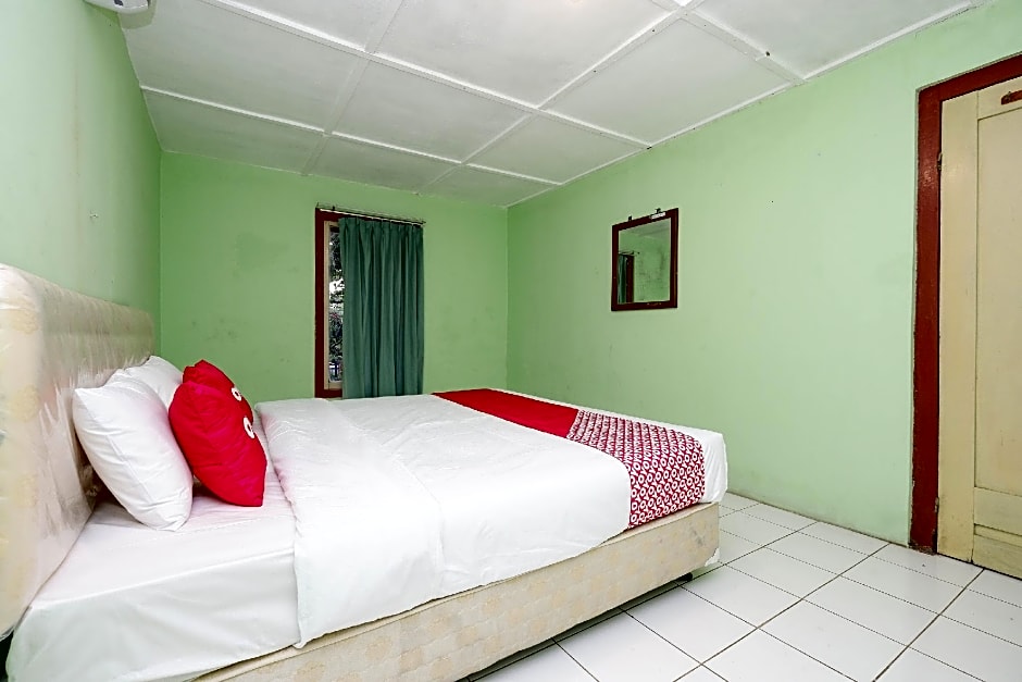 OYO 1808 New Bandungan Indah