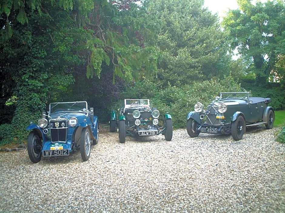 Treherne House & The Malvern Retreat