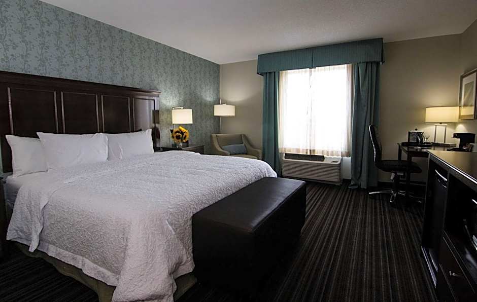 Hampton Inn By Hilton & Suites St Johns Airport