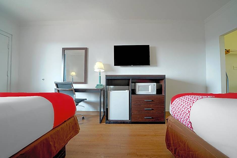 OYO Hotel Kingsville - Hwy 77