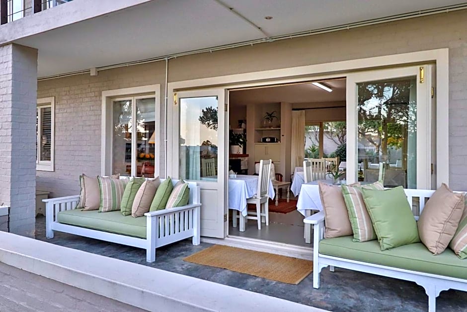 Hermanus Lodge on the Green - Solar Power