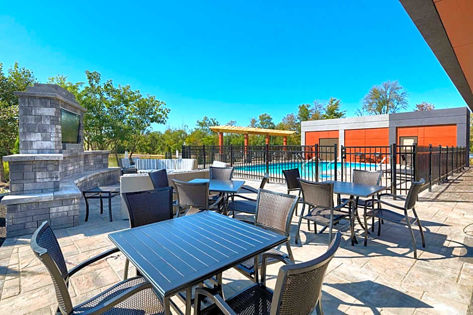 Hampton Inn Louisville-Northeast