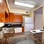 OYO Hotel & Apartments Houston Galleria