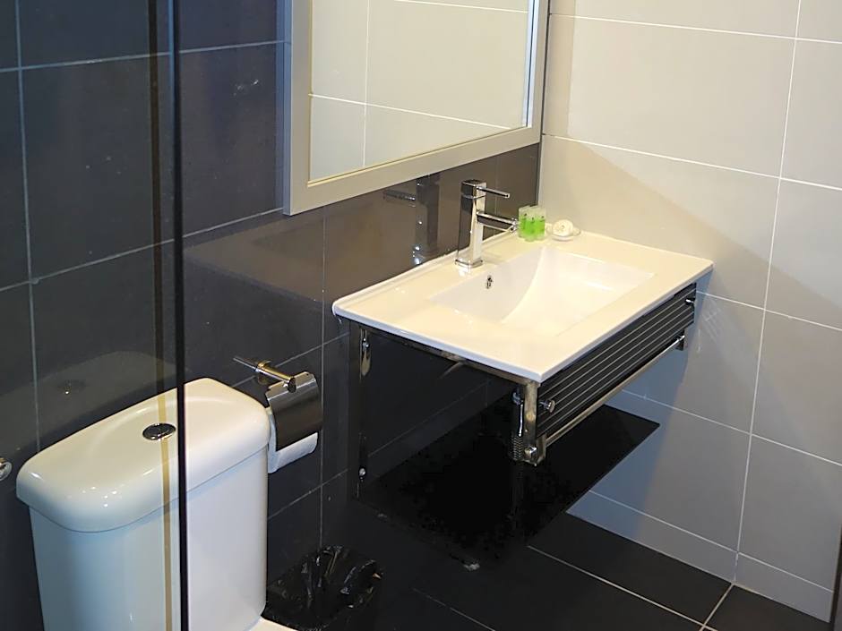 One Avenue Hotel (IJM)