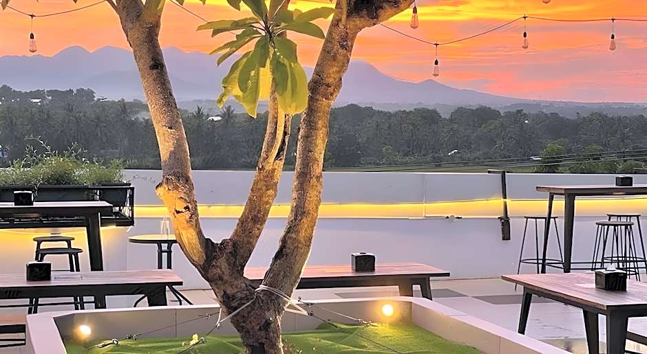 Kaloka Airport Hotel