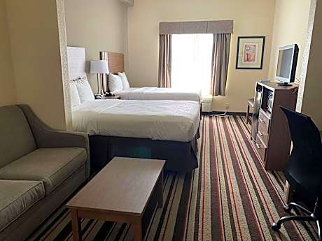 Suite 2 Doubles Mobility Access Comm Assist Bathtub 2 Tvs Sitting Area NSMK Continental Breakfast