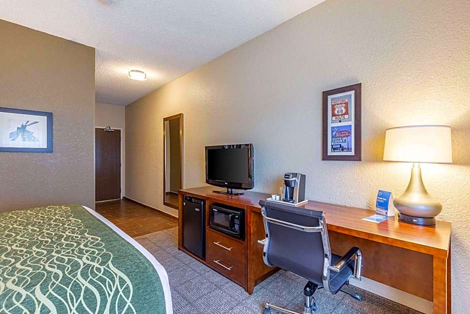 Comfort Inn South Tulsa - Woodland Hills