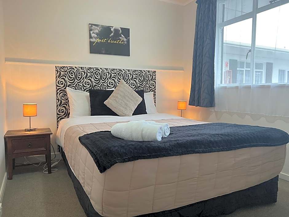 High Street Living Motel