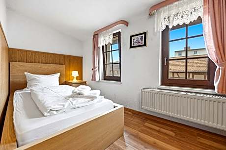 Economy Single Room