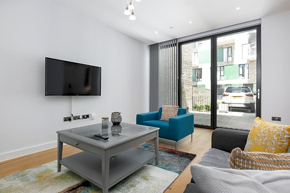 LT Greenwich 3 Bed Townhouse