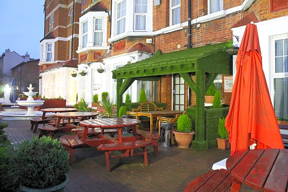Clapham South Belvedere Hotel