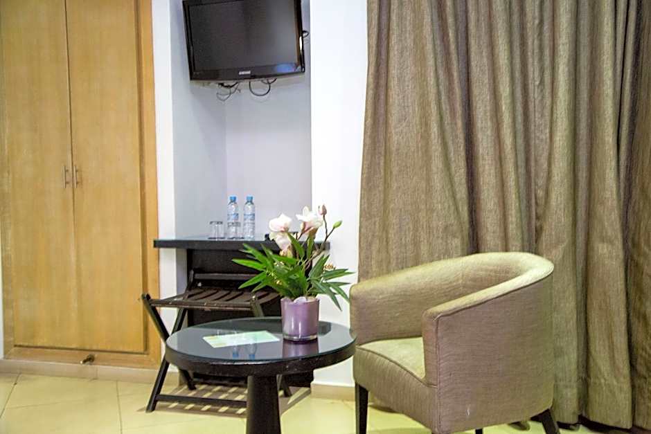 Malak Hotel