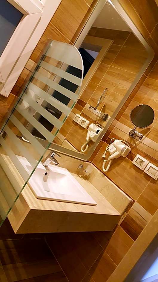 Sheraton Ocean 401 - No Pool Access