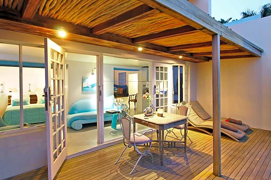 Days At Sea Beach Lodge