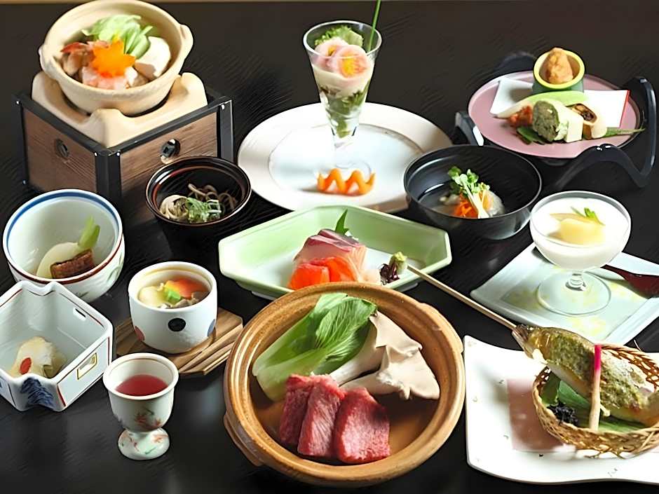 Uematsuya Ryokan Hotel