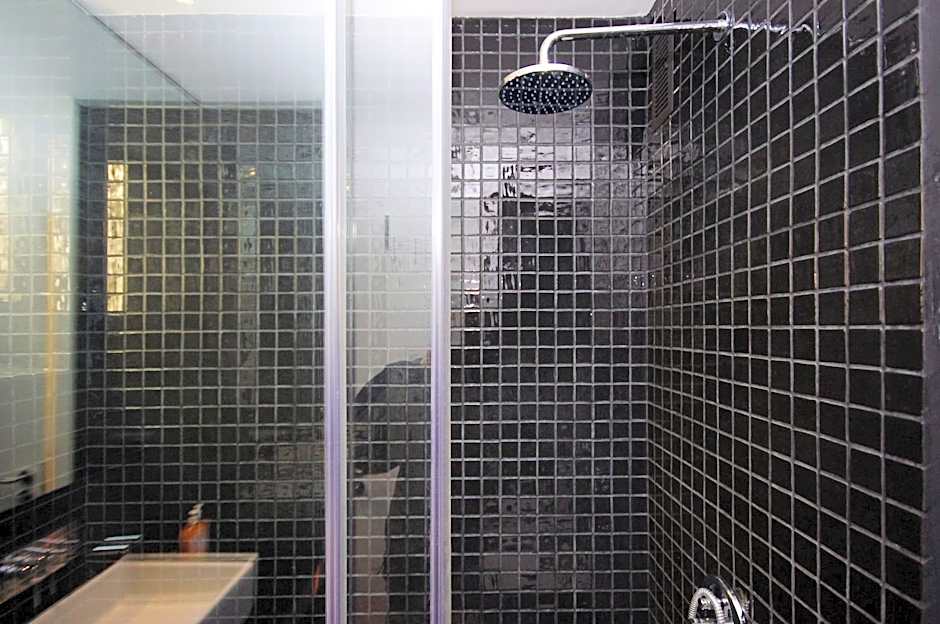 Mosen Sorell Apartments