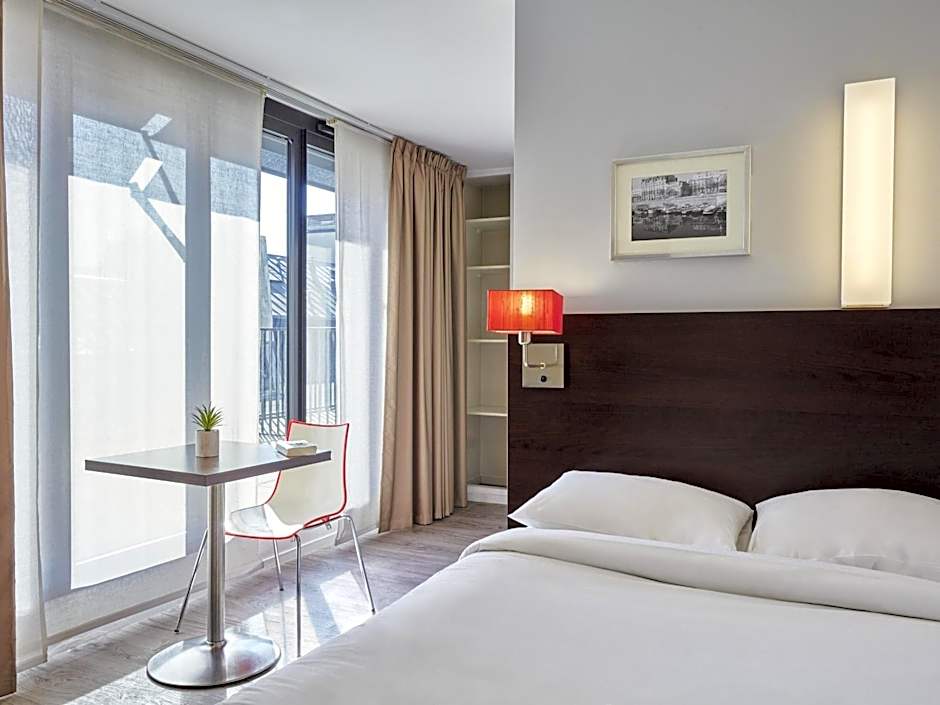 Adagio Access Paris Bastille Aparthotel