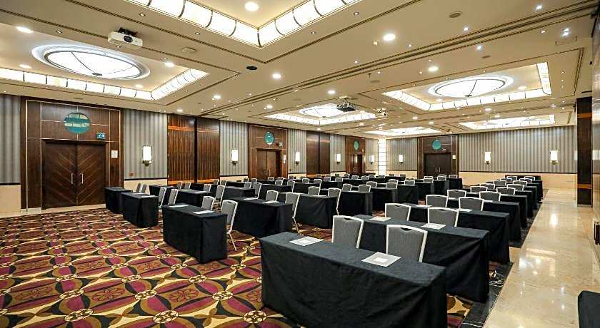 Crowne Plaza Hamra Beirut By IHG