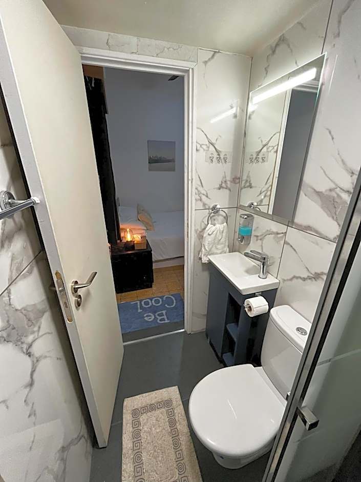 Xanthis Hostel Nicosia City Centre