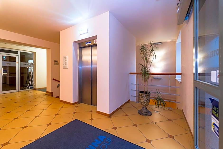 Kolonna Hotel Brigita