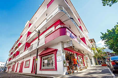 Suites Plaza del Rio