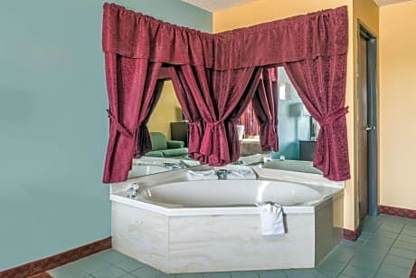 1 King Bed Non-Smoking