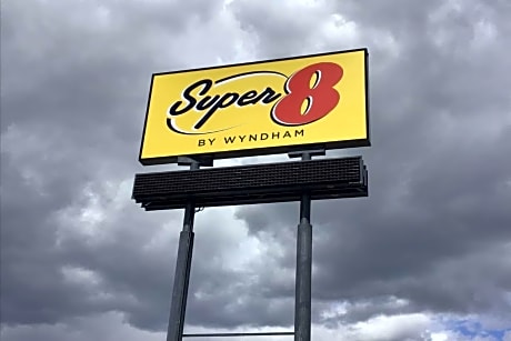 Super 8 by Wyndham Hardin Little Bighorn Battlefield