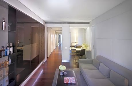 Extra ME + Junior Suite