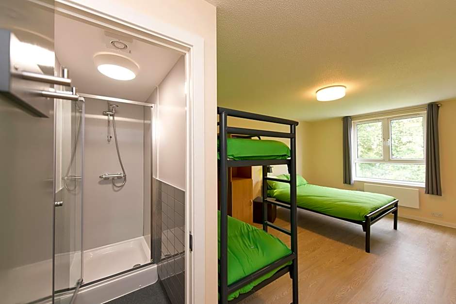 YHA Liverpool Albert Dock