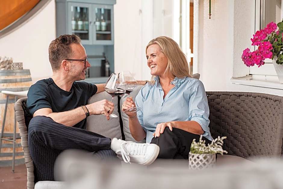 MONS suites wine passion